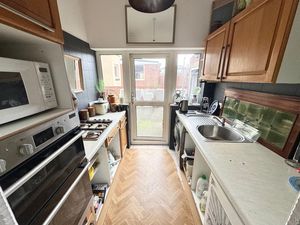 Photo 5- click for photo gallery